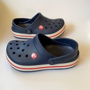 Boy’s Crocs size 1